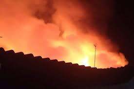 Homem vai para a UPA após atear fogo à residência onde morava