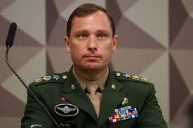 Mauro Cid avalia se mudar para os EUA ou trabalhar como consultor