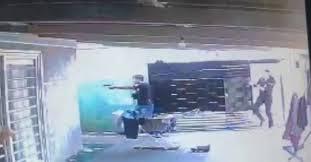 Mulher e filhos fogem de padrasto após 2 décadas de abusos