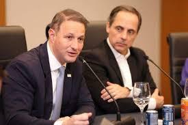 Presidente da Apas, Erlon Ortega recebe Derrite