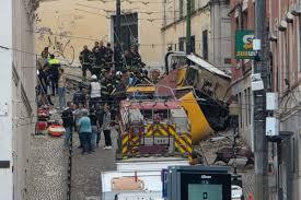 Tragédia no histórico Elevador da Glória mata 15 pessoas; VÍDEO