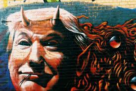 Trump vai tarifar remédios em 100%, caminhões e móveis