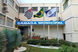 Câmara de Pederneiras abre concurso com salário de até R$ 3,4 mil