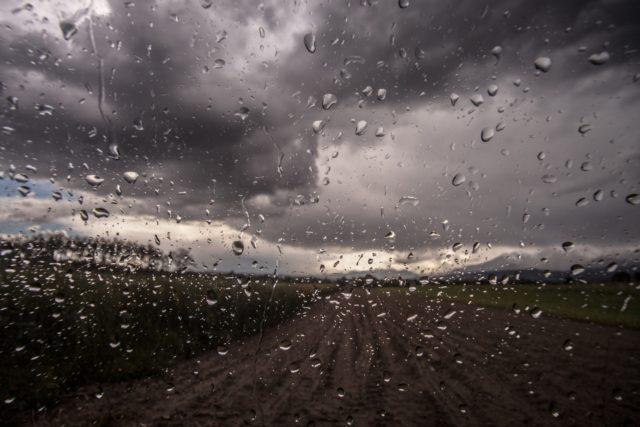Frente fria vai trazer nova mudança de tempo no estado. Pirajuienses poderão ter dois dias de muita chuva.
