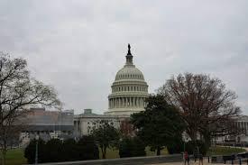 Governo Trump paralisa após Congresso desaprovar orçamento