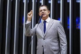 PL de Bolsonaro volta a pressionar Câmara por anistia