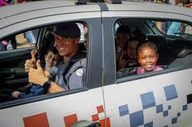 Polícia Militar promove dia de diversão com 660 crianças em Bauru