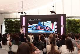 Uber lança ferramenta que permite escolher apenas mulheres