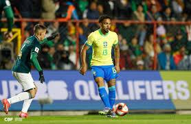 Vanderson é cortado da seleção de novo; Ancelotti chama Vitinho