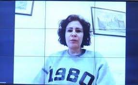 Câmara contraria STF e CCJ e salva mandato de Carla Zambelli