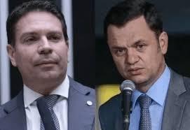 Justiça demite Ramagem e Anderson Torres da PF