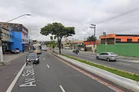 Motociclista morre degolado após se enrolar em fio de poste