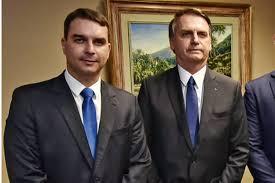 Pesquisa: Flávio enfrenta rejeição, apesar da bênção de Bolsonaro