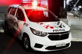 A mulher apresentou aos policiais uma medida protetiva de urgência vigente