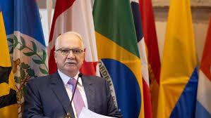 Fachin diz que ministros são perseguidos por seu ofício