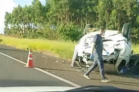 Gestante é socorrida após colisão traseira na Marechal Rondon