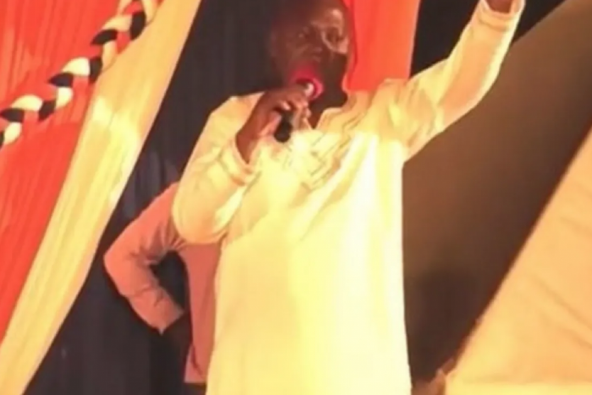 Líder de seita preso por ‘matar’ 429 é acusado de mais 52 mortes