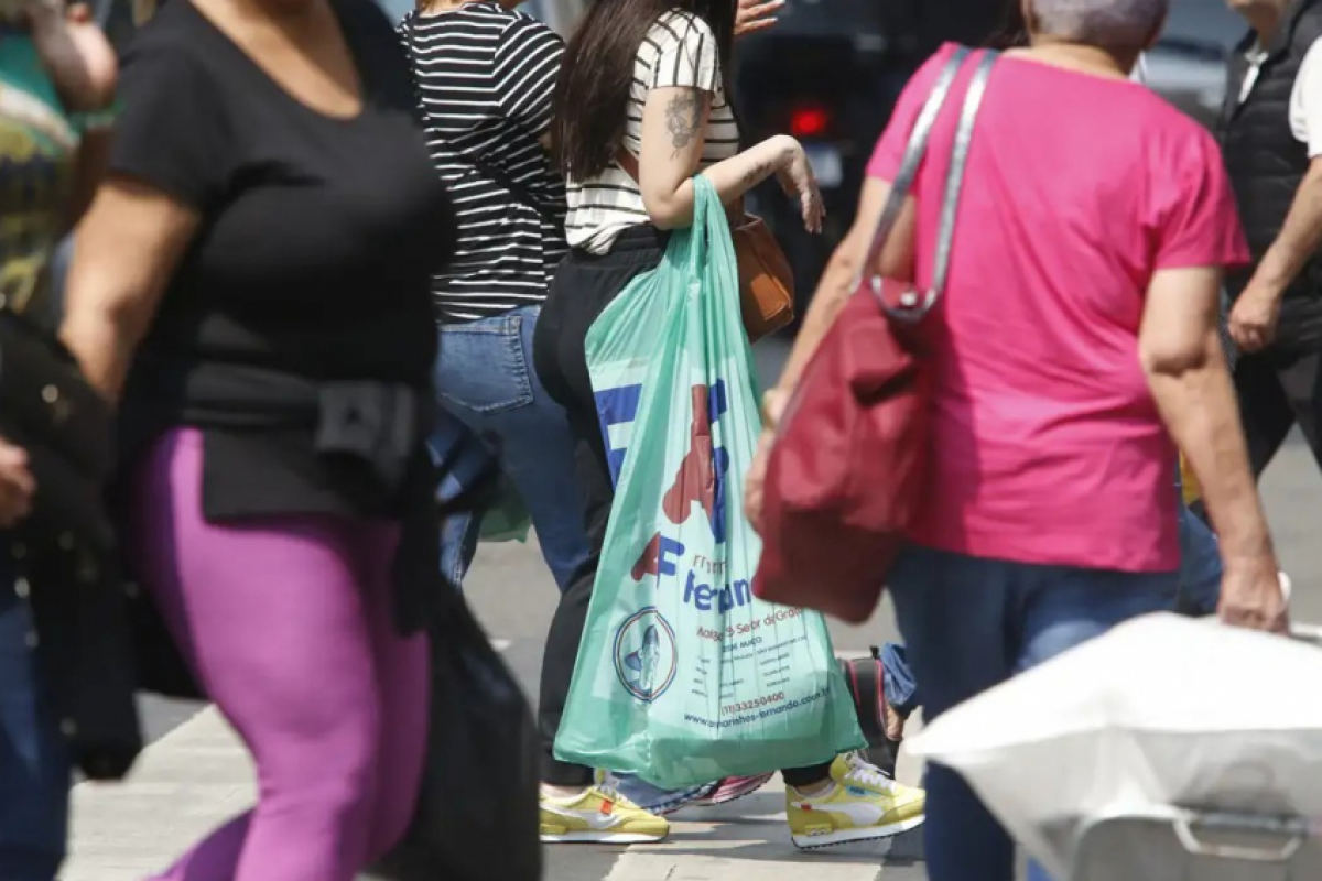 Mais de 60% da população brasileira têm excesso de peso