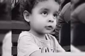 Pai quebrou o crânio do filho antes de esfaqueá-lo, diz laudo