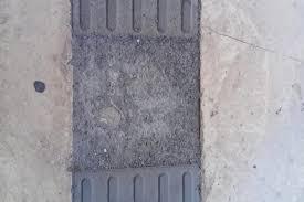 Pisos táteis do Calçadão de Bauru já apresentam desgaste