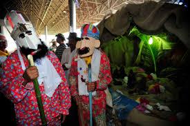 Redes sociais dão sobrevida a grupos de folias de reis