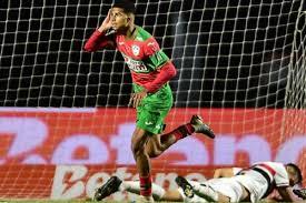 São Paulo perde no Paulista em dia de renúncia e ação policial