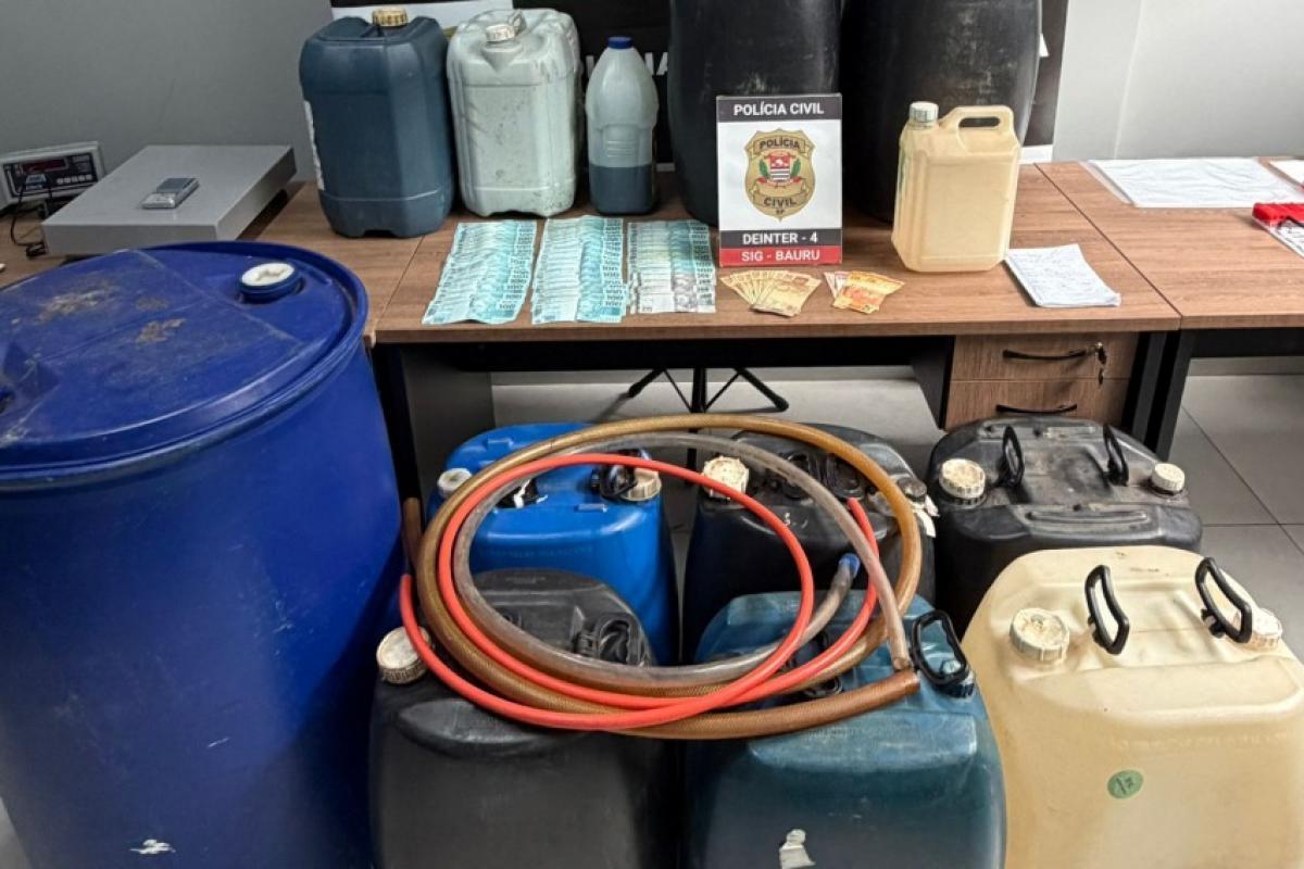 Bauru: suspeito de agiotagem é preso por vender gasolina em casa