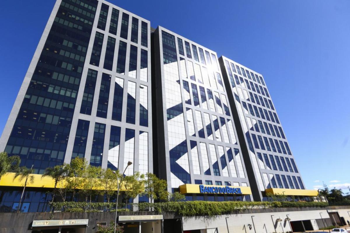 Calote bilionário pressiona BB e eleva inadimplência