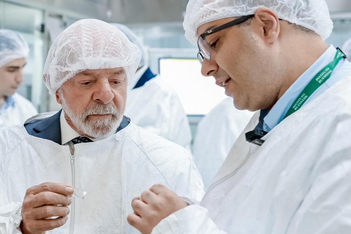 Presidente Lula reforça tom eleitoral e brinca sobre Donald Trump