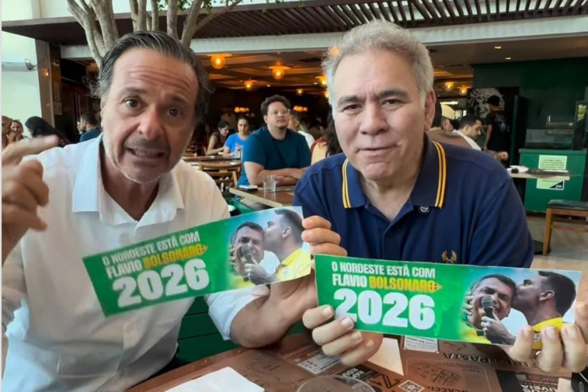 Ex-ministros de Bolsonaro divulgam vídeo pedindo voto para Flávio