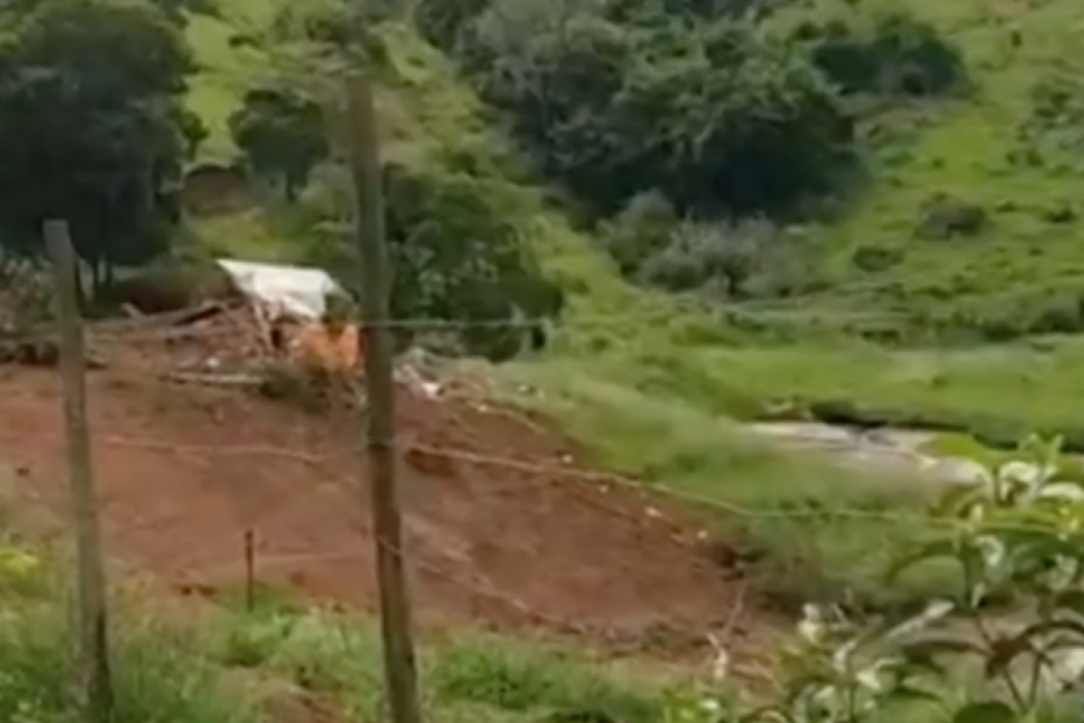 Família inteira morre soterrada após rompimento de açude