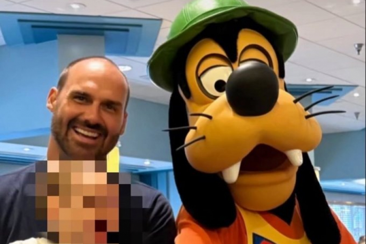 Flávio diz que Eduardo quer disputar o Senado mesmo nos EUA