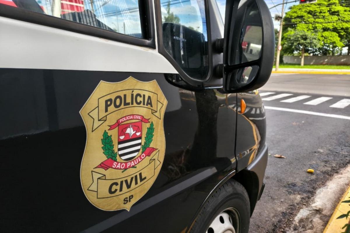 Invasão de casa termina com mulher espancada por dois em Bauru