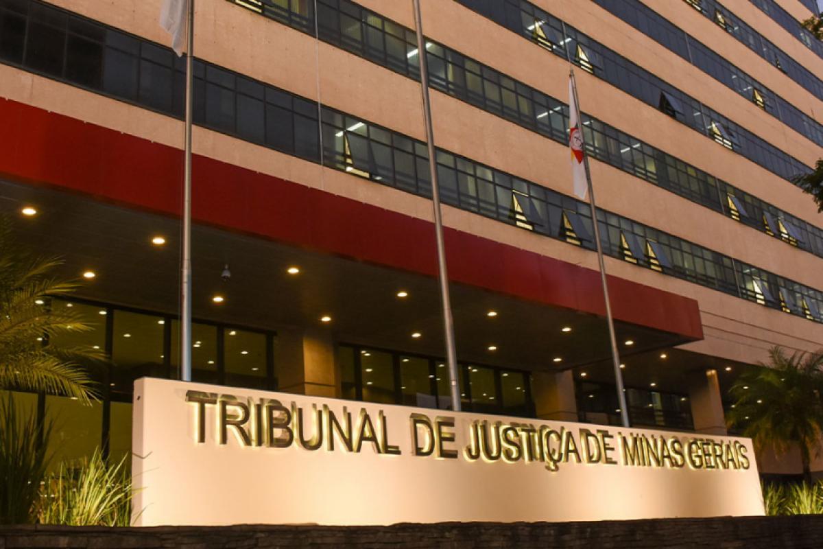 Justiça absolve homem de 35 anos que 'namorou' menina de 12