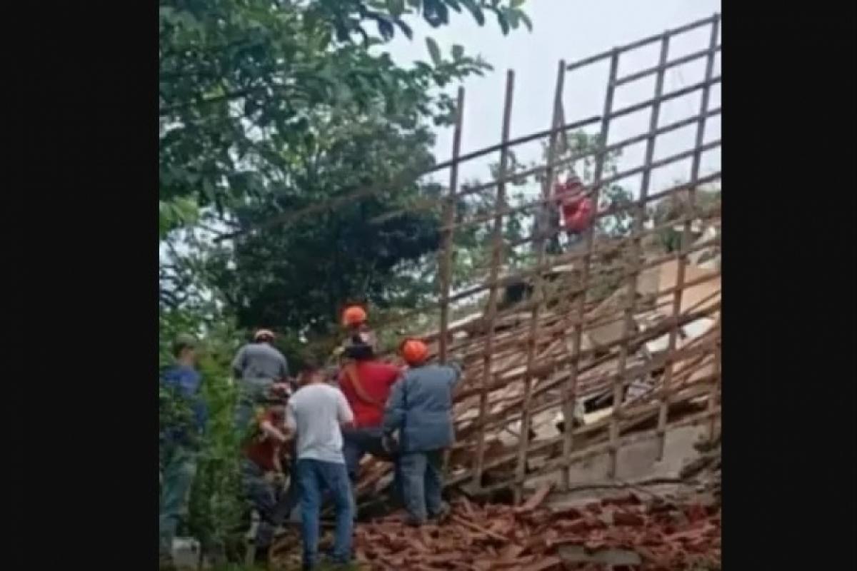 Rodovias para o litoral de SP são interditadas após chuvas
