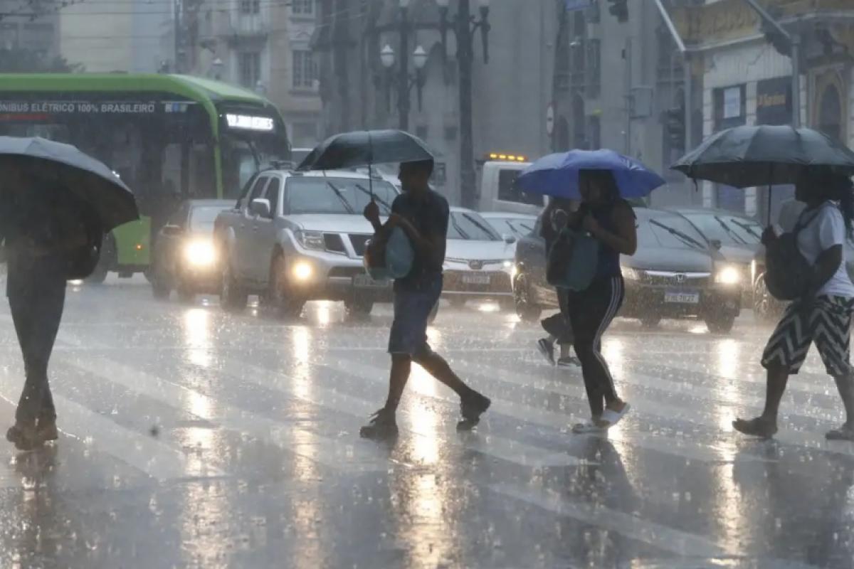 SP não deve ter chuva neste sábado; Juiz de Fora segue em alerta