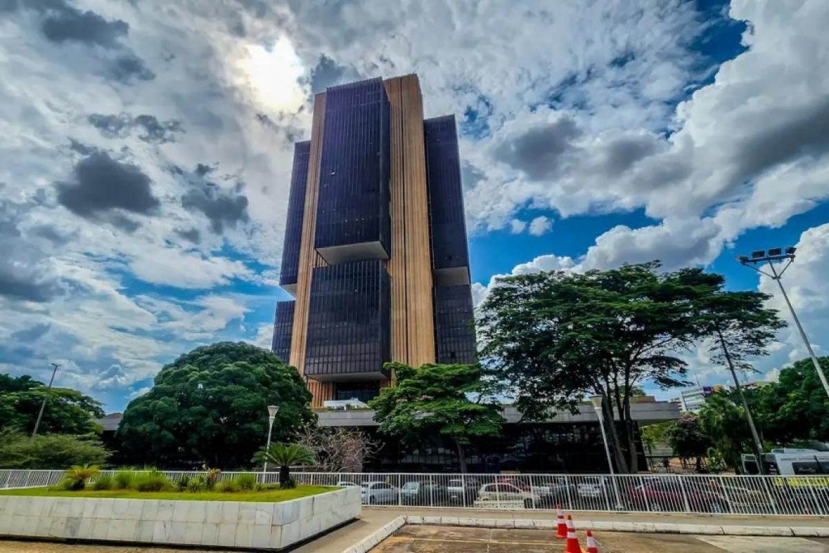Banco Central reduz juros básicos para 14,75% ao ano