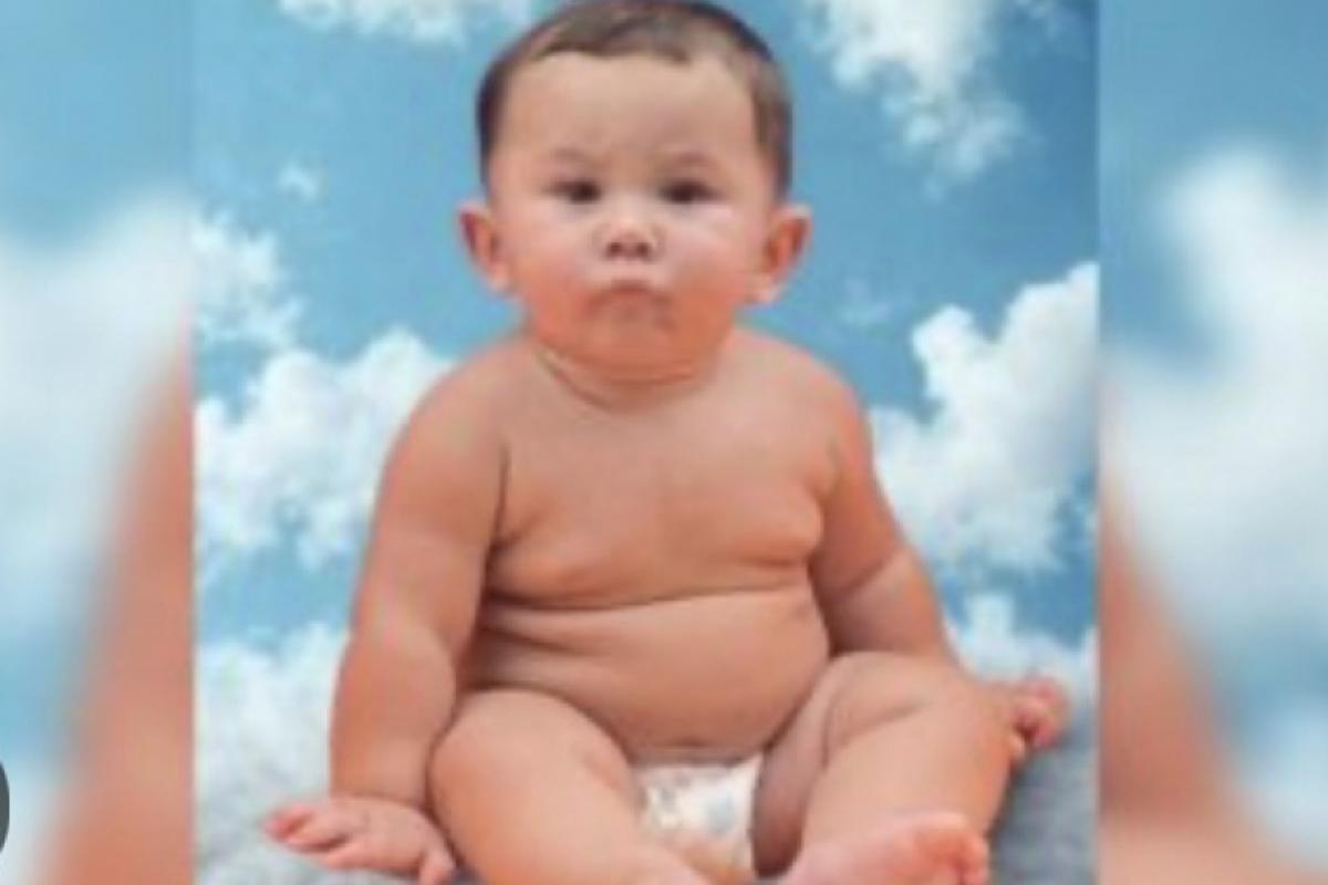 Bebê morre ao ser ejetado de cadeirinha sem cinto