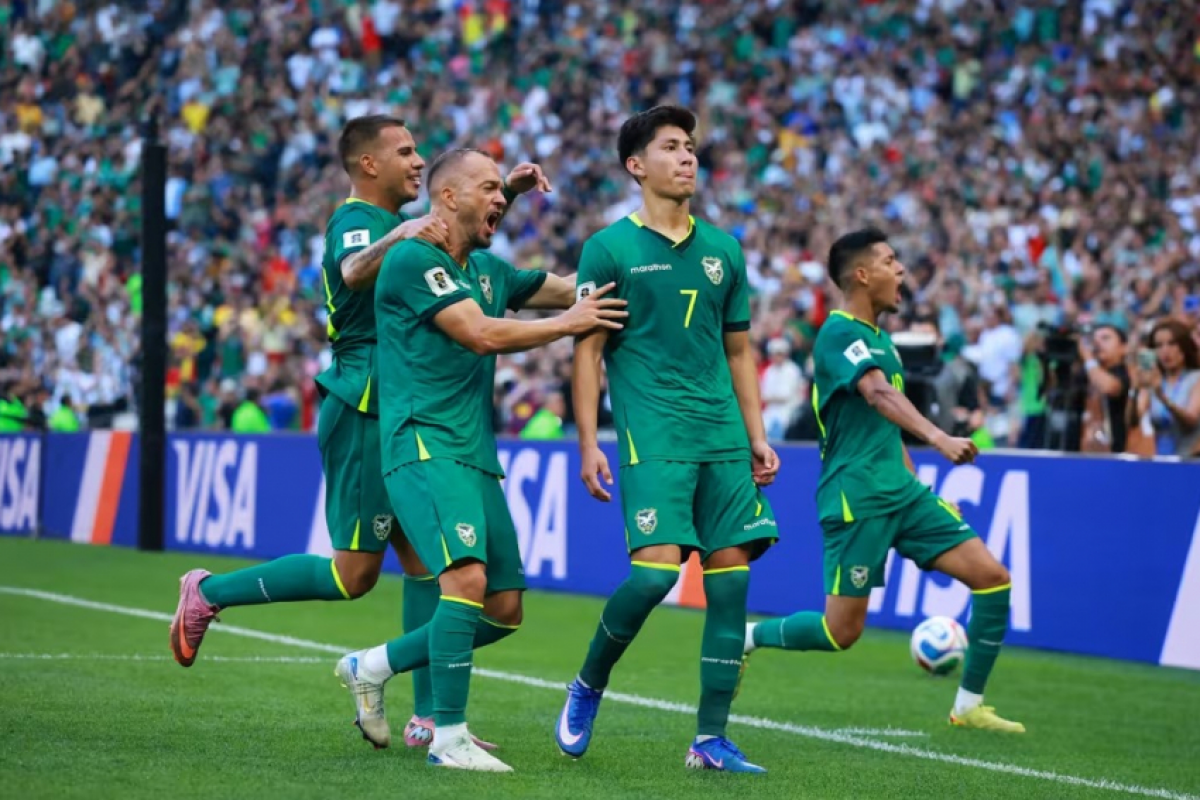 Bolívia decide vaga na Copa 2026 contra o Iraque na próxima terça