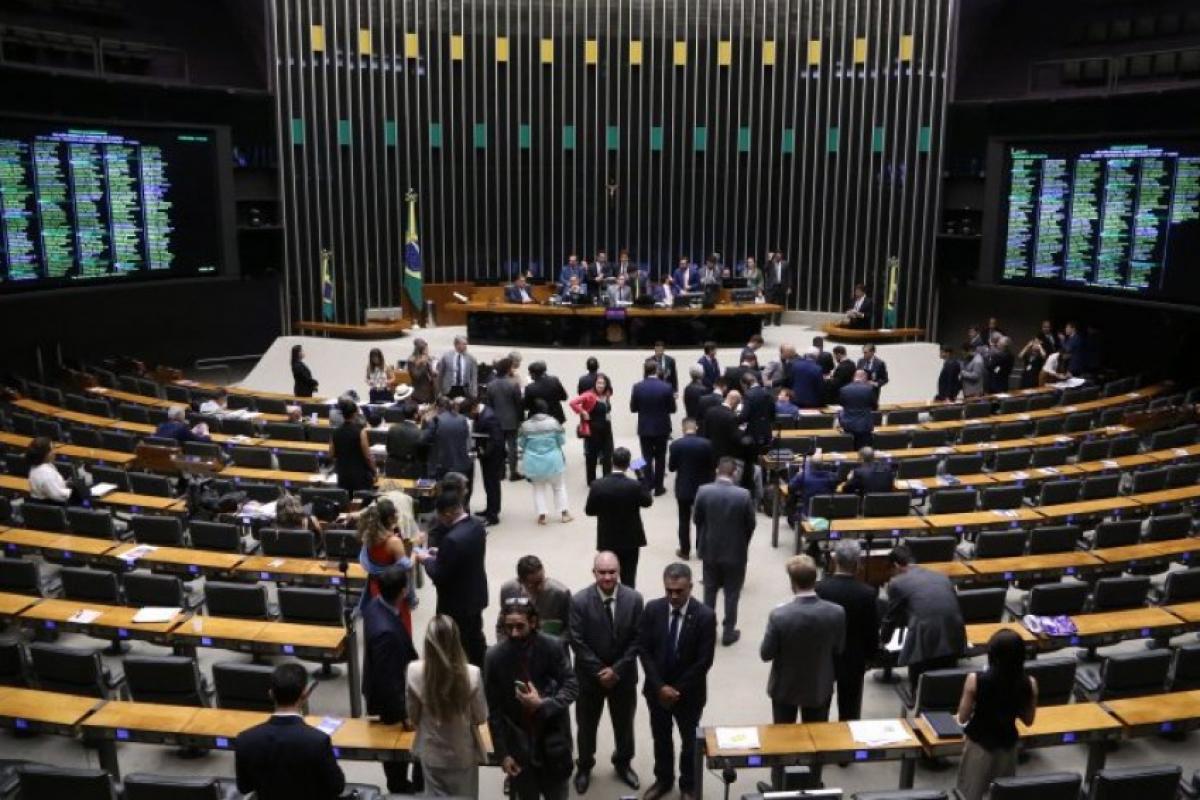 Entenda o que prevê a PEC da Segurança aprovada na Câmara