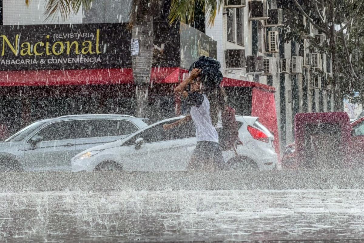 Frente fria deve chegar com 'força acima do normal' no Sudeste