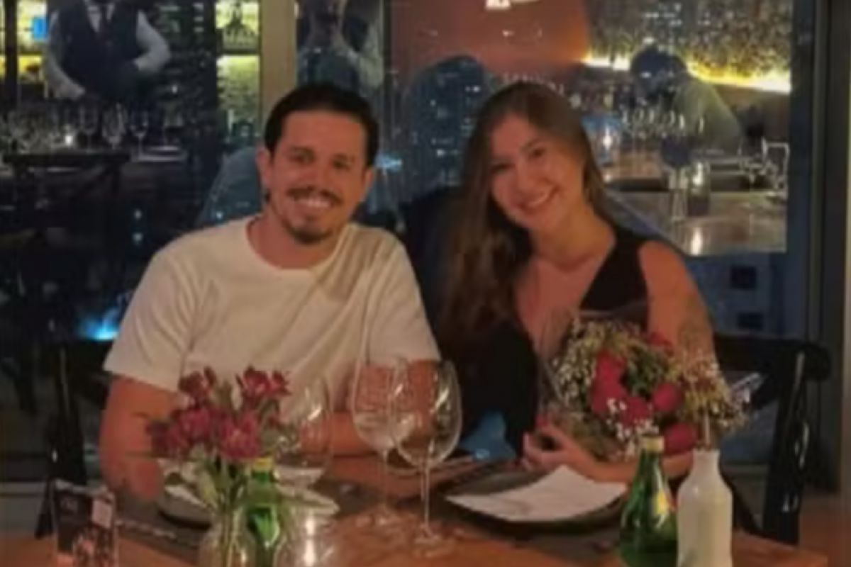 Jovem é morta após pedir para ver celular do namorado