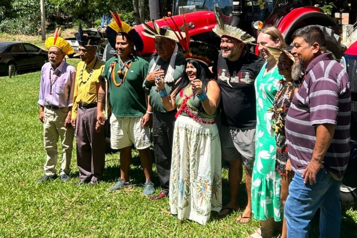 Ministra dos Povos Indígenas visita Kopenoti, na Terra Araribá