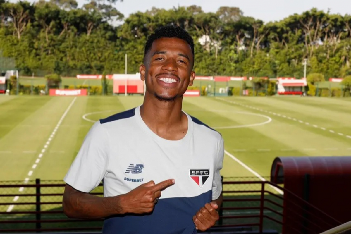 São Paulo renova contrato com o meia Marcos Antônio até 2030