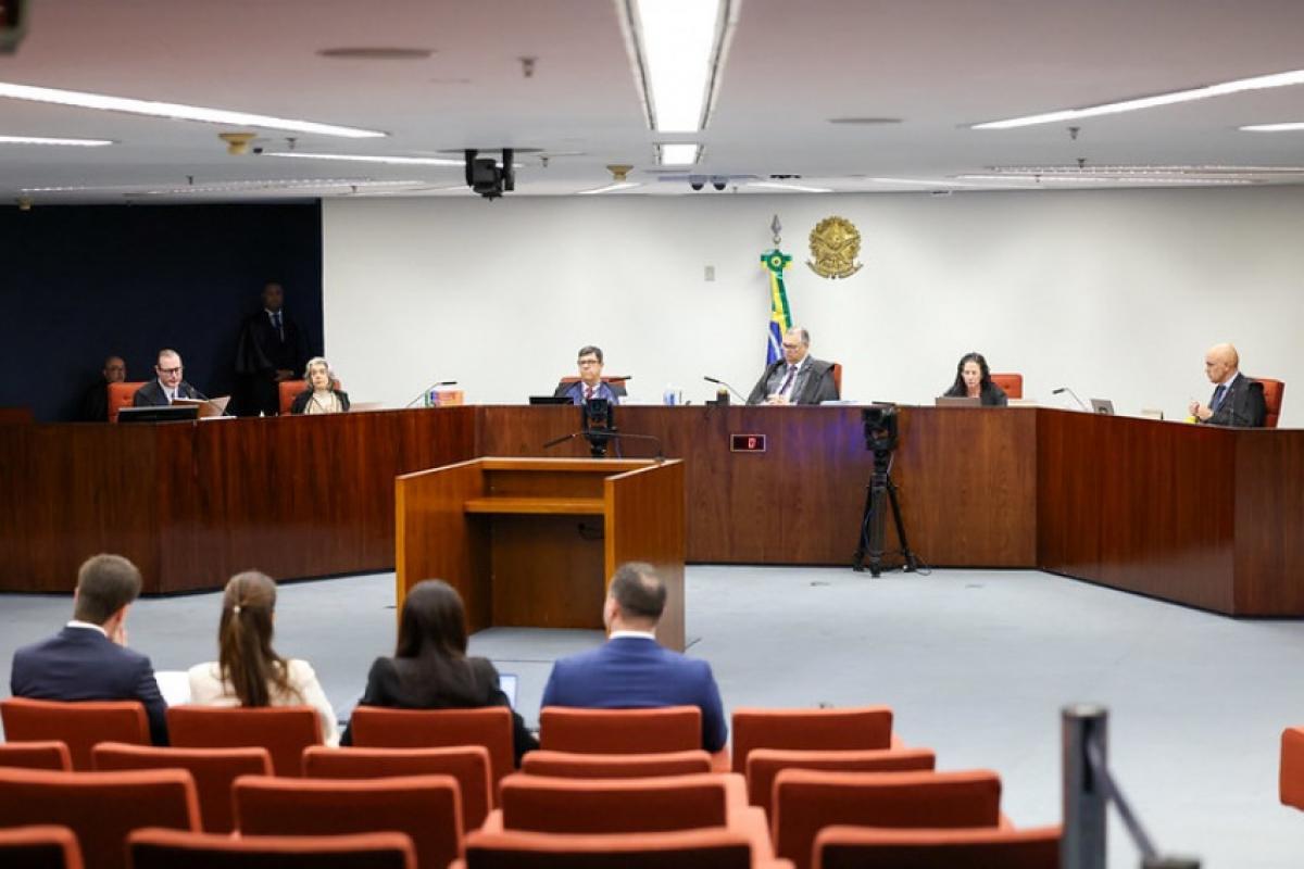 Supremo condena deputados do PL por cobrar propina por emendas