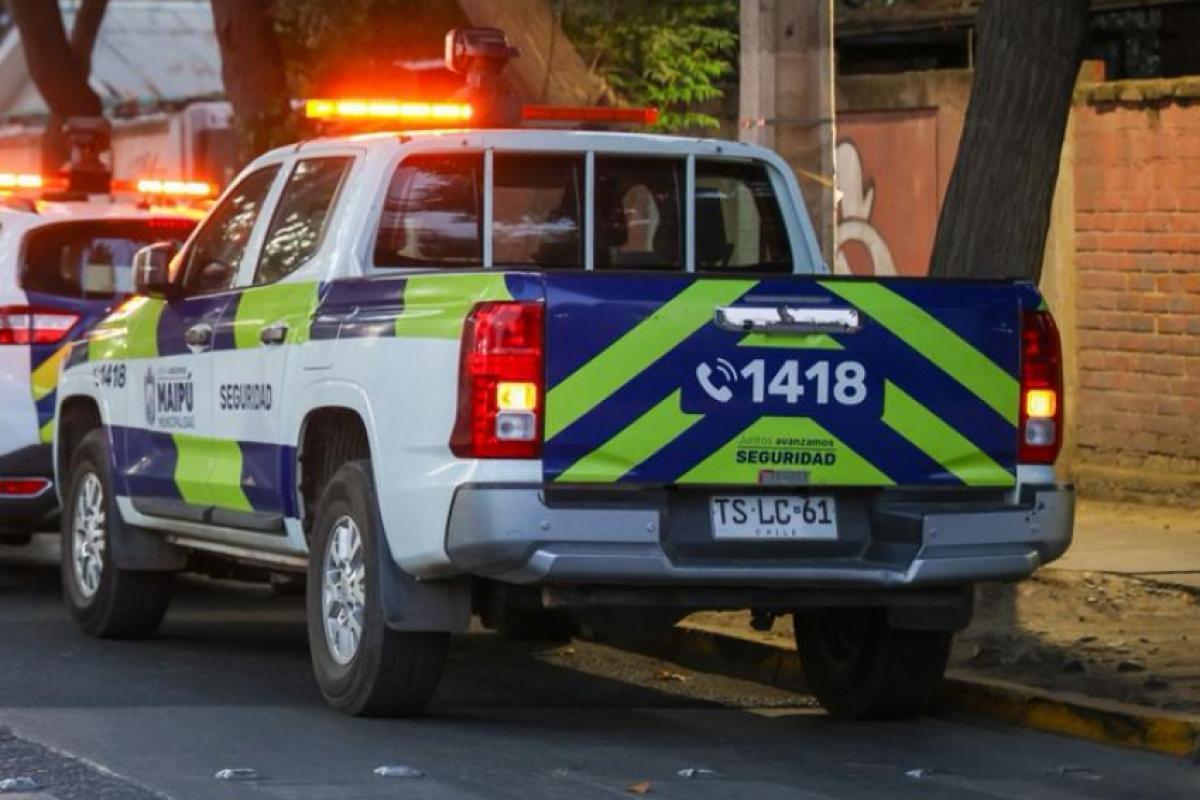 Adolescente enfrenta bandido dentro de casa e o esfaqueia