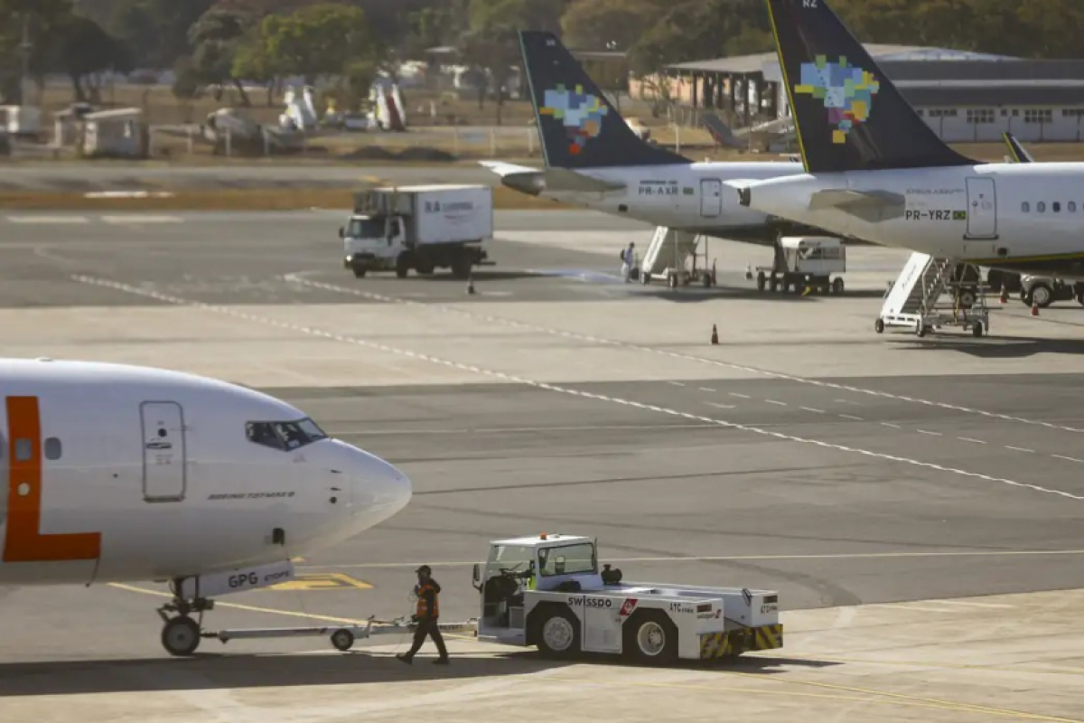 Aéreas preveem 'consequências severas' com reajuste do querosene