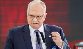 'Estamos imersos em uma crise', admite presidente do Supremo