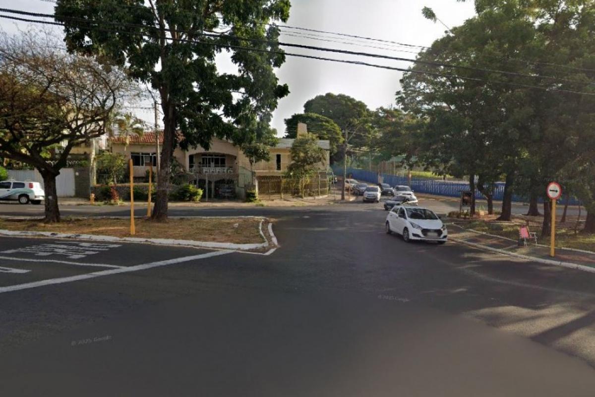 Jovem de 24 anos sofre lesões graves após ser atropelada em Bauru