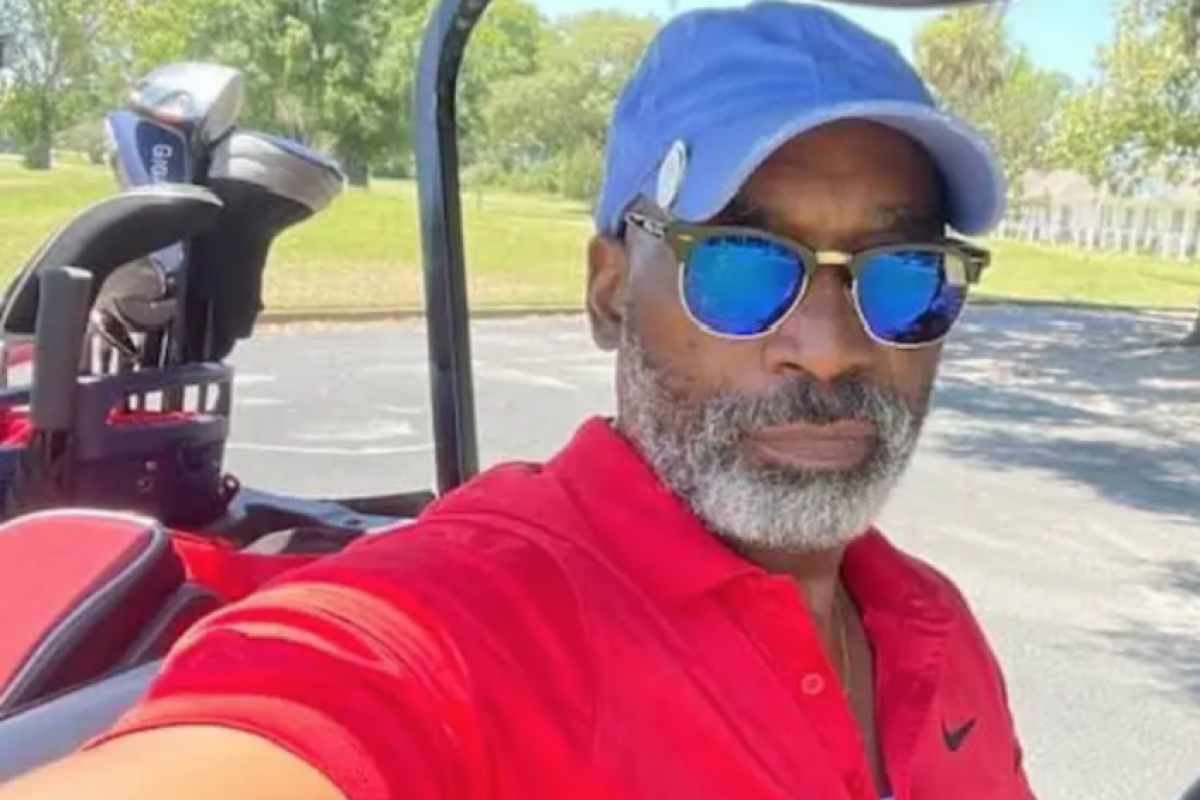 Pastor que escreveu sobre como amar esposa é preso por bigamia